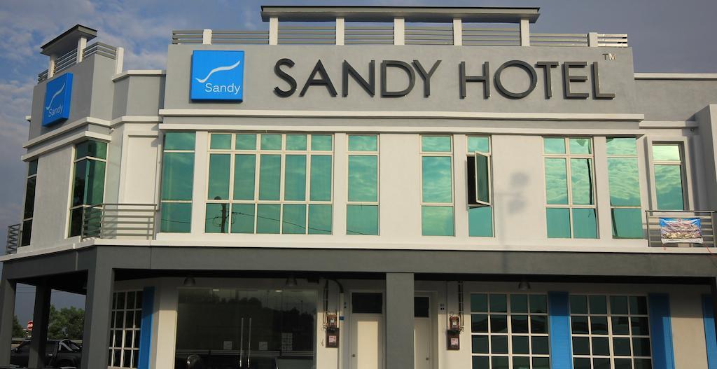 Sandy Malacca
